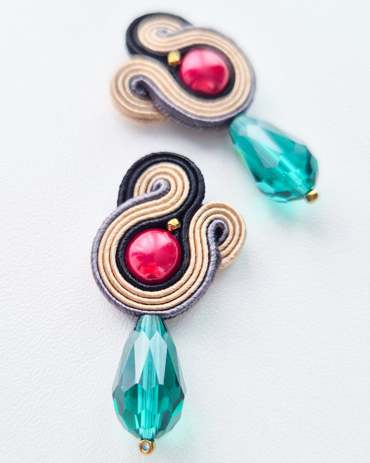 Zagreb - Cercei Soutache Verde Smarald & Bordeaux