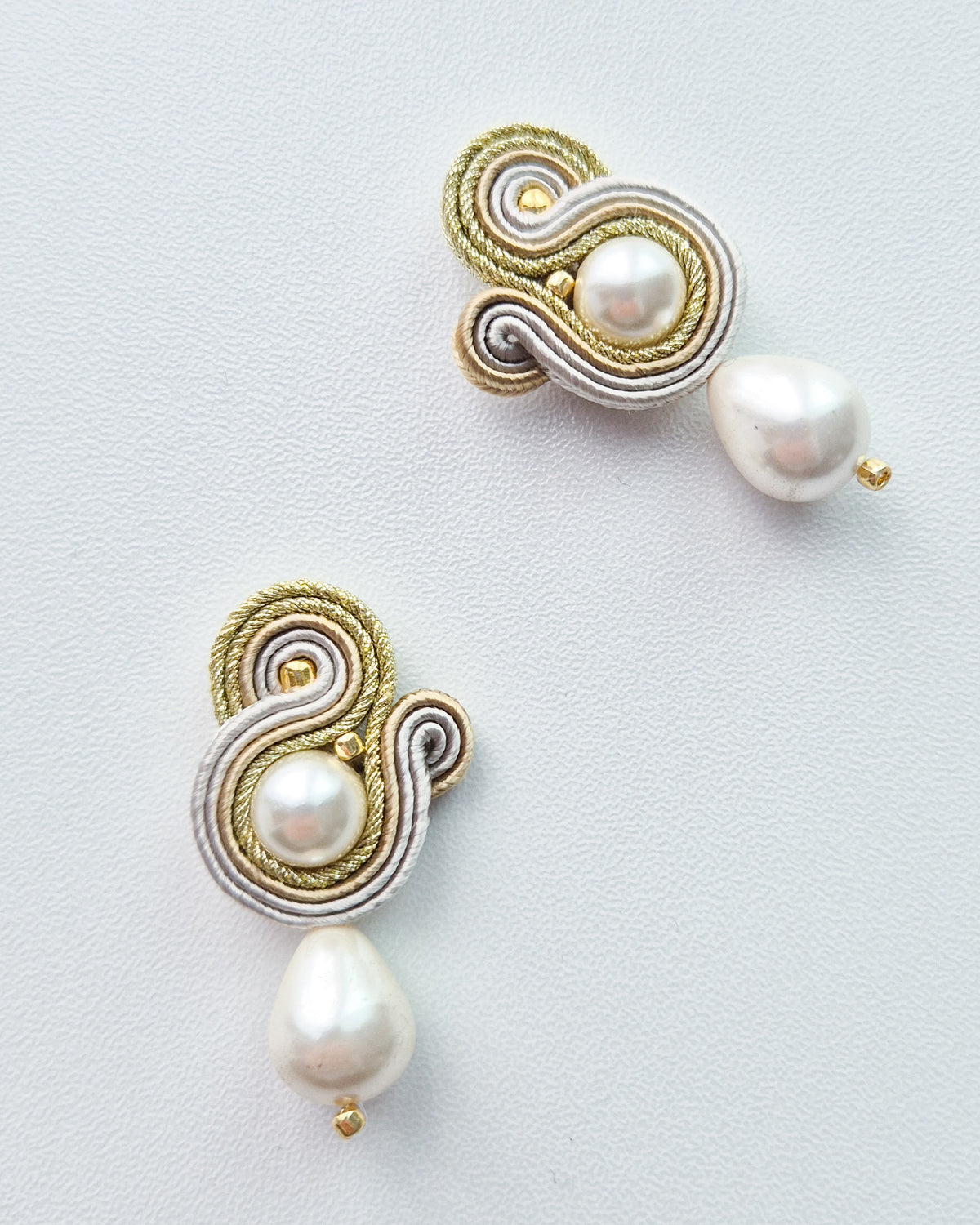 Charleston - Pearl & Gold Soutache Earrings